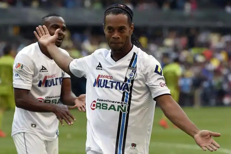 党中央的集 党中央的集