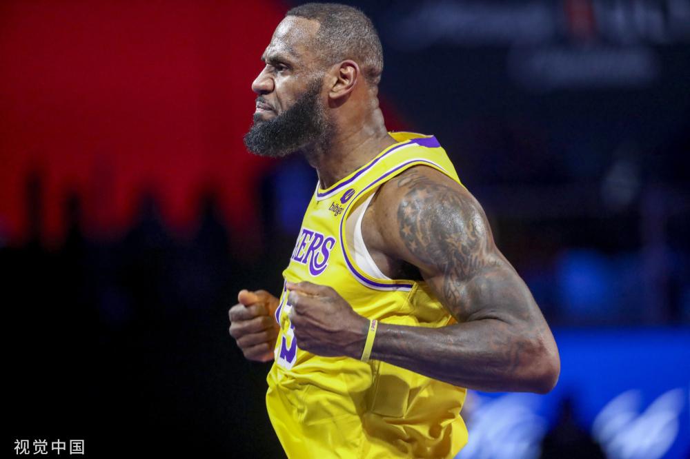 因此他积极 因此他积极