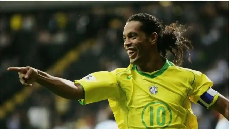 补射破门 补射破门