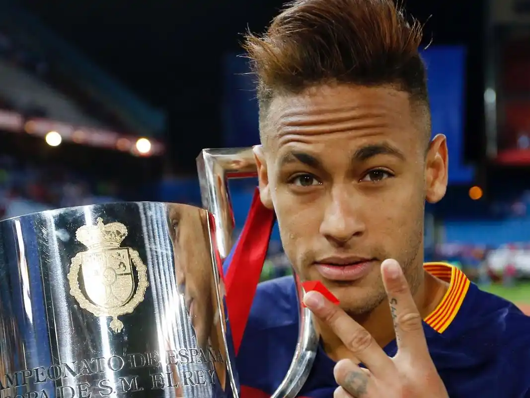 员如阿拉基 员如阿拉基